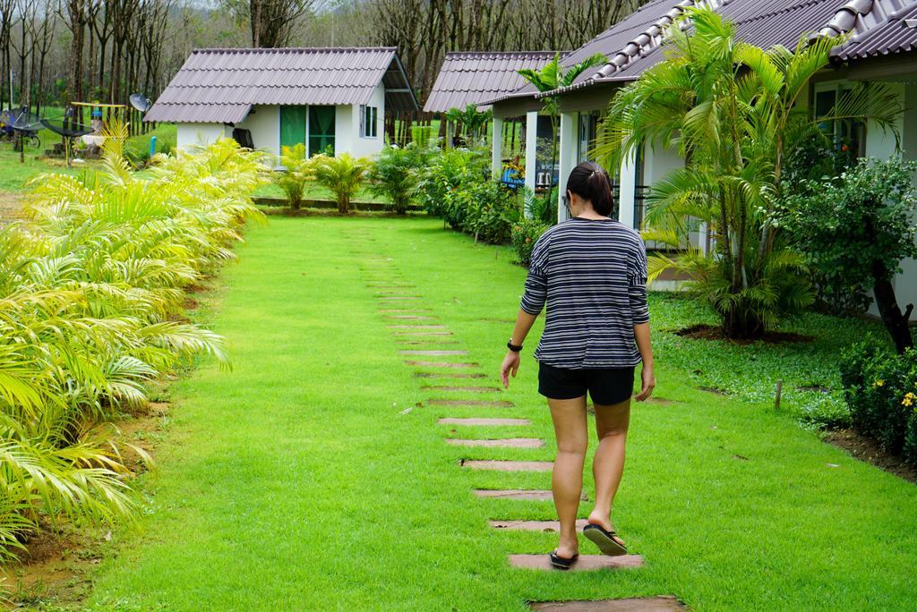 Charpoot Cottage Khao Lak Exterior photo